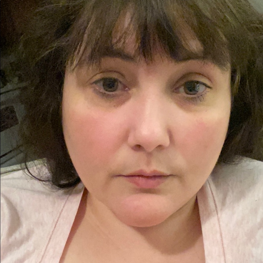 Meet your Posher, Chrystal